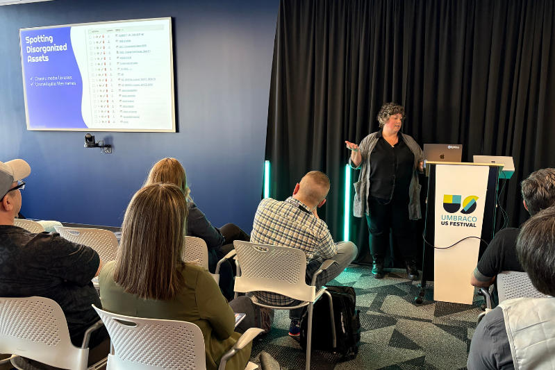 Nora presenting at Umbraco Fest 2025