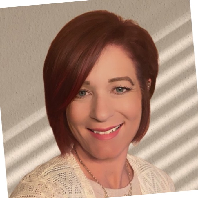 Jennifer Walth headshot
